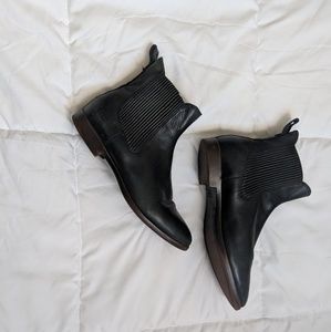 UGG Ankle Boots
